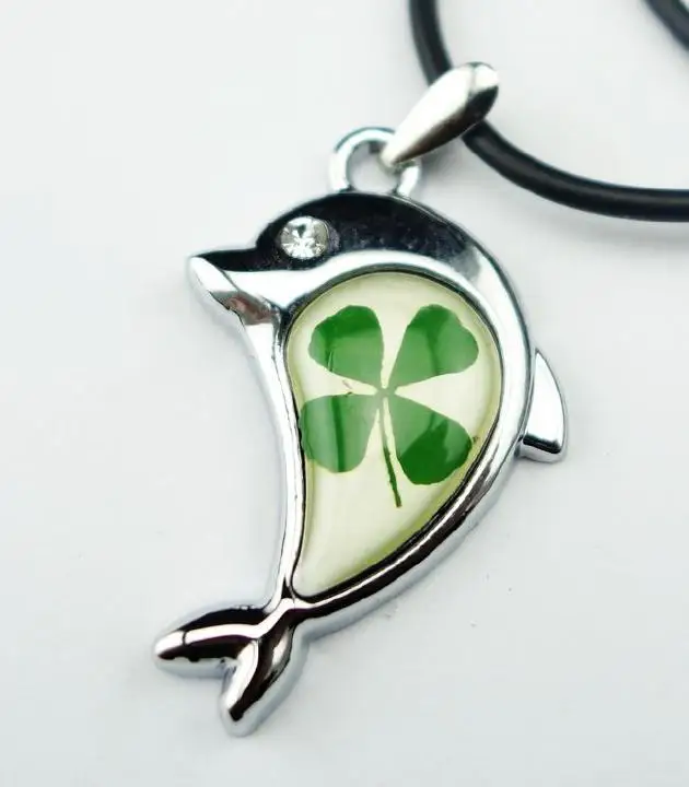 20 шт. модное ожерелье с дельфинами Клевер покрытием цены по прейскуранту
