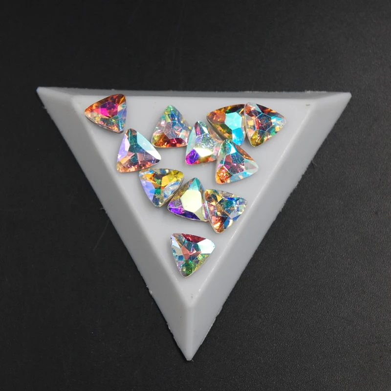 Стразы стеклянные с треугольными гранями 6/8/10 мм | Дом и сад