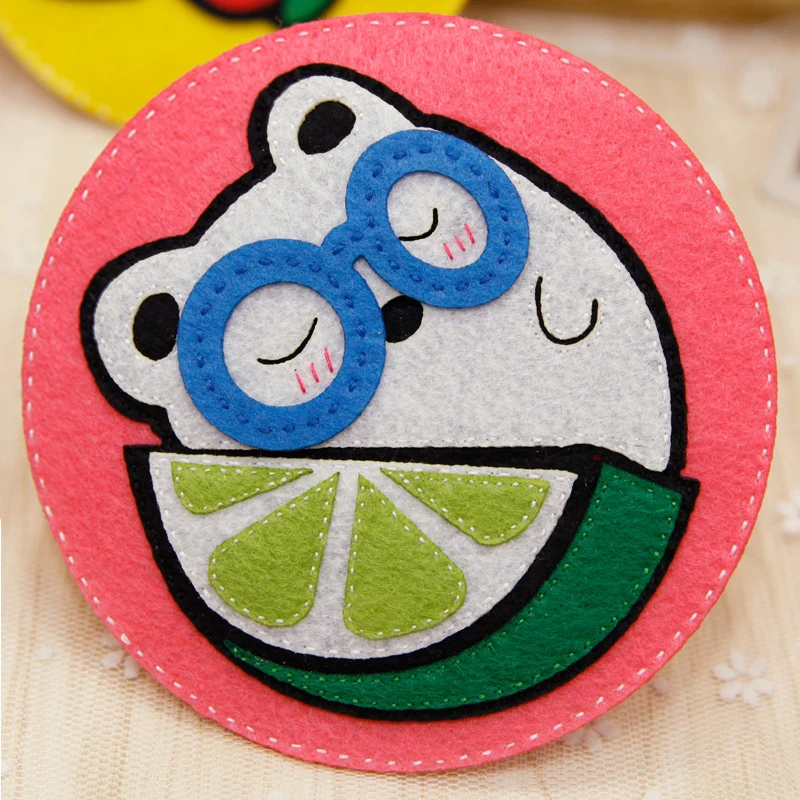 Комплект из 3 предметов круг фетра подставки под чашки ручная работа с узором