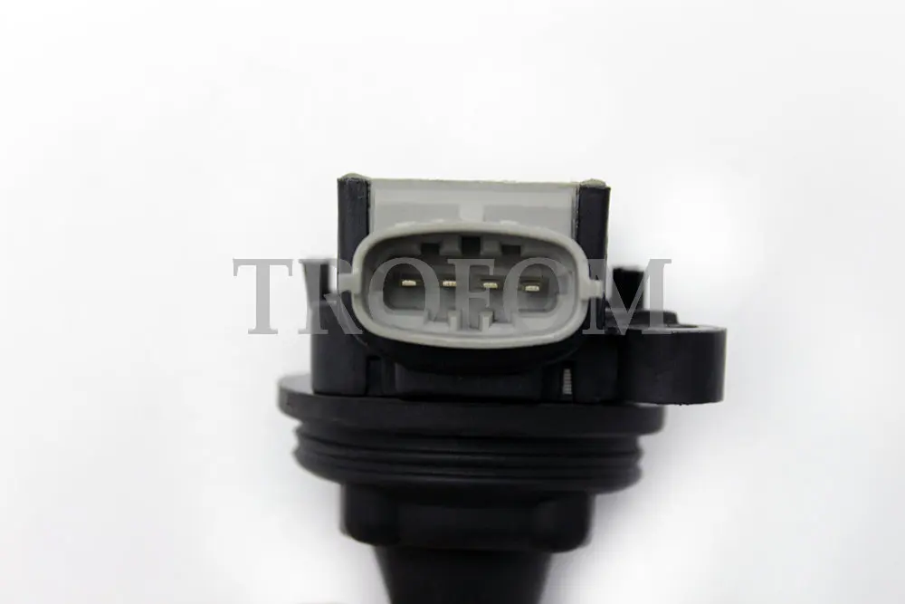 Катушка зажигания для Volvo V50 C30 C70 S40 S60 V70 S80 FORD FOCUS KUGA MONDEO S MAX 2 0 4 5 0221604010 1371601 30713417 мкФ