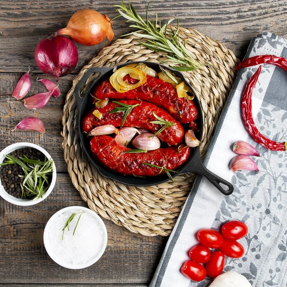 Предварительно приправленная чугунная сковорода 16 см с силиконовой ручкой