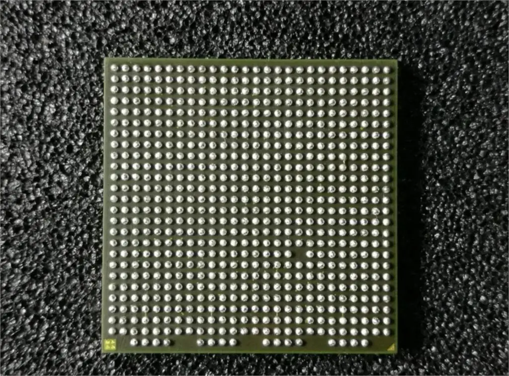 XC5VFX70T-1FF665C новый оригинальный FBGA | Мобильные телефоны и аксессуары