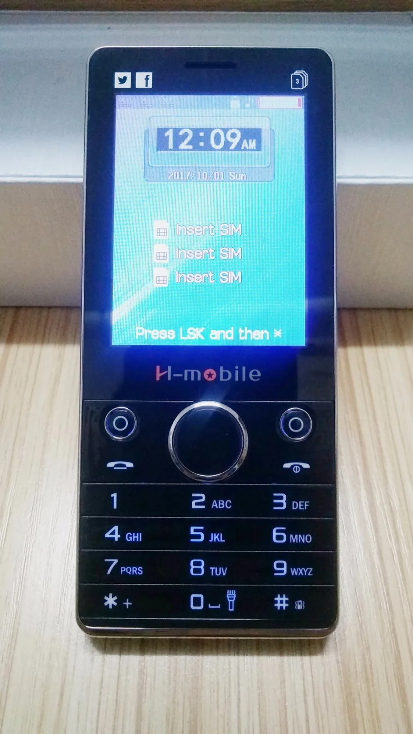 Оригинальный H mobile IT5635 Две сим карты 2 8 ''Экран Fm MP3 громкий динамик 3000 мАч