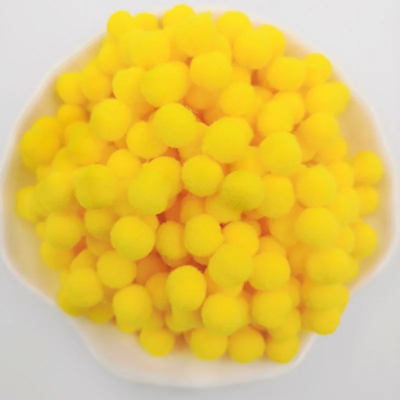 Yellow 100 шт./пакет 10/15/20/25 мм Мини пышная Нижняя Pom Poms помпонами ручной работы для детей игрушки свадебный Декор DIY товары для шитья и рукоделия - Цвет: Yellow