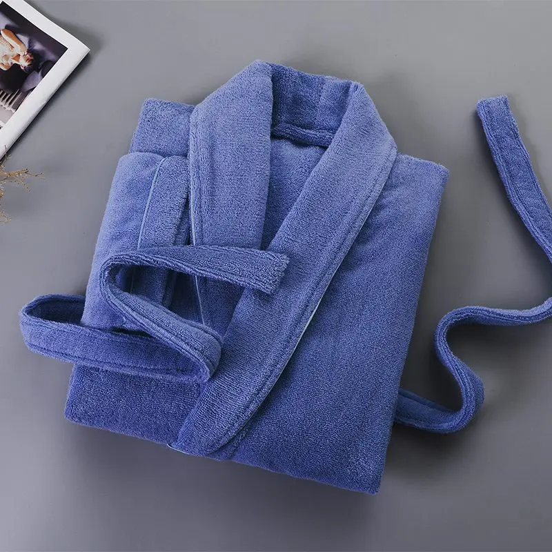 BLUE Bathrobe Women Winter Hooded Thicken Nightgowns Bathrobe Women Pajamas Bath Towel Fleece Warm Robe Sleepwear Womens Robes White - Цвет: BLUE