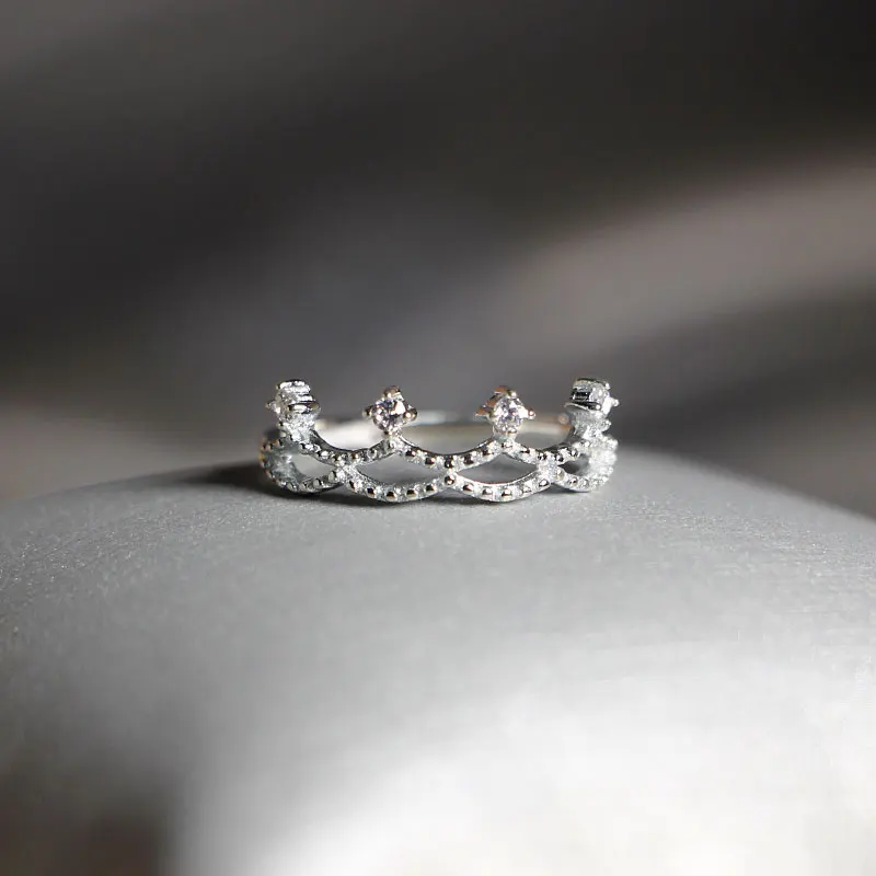 

Stylish Sweet Zircon Crown Shape Ring S925 Sterling Silver Ring for Women