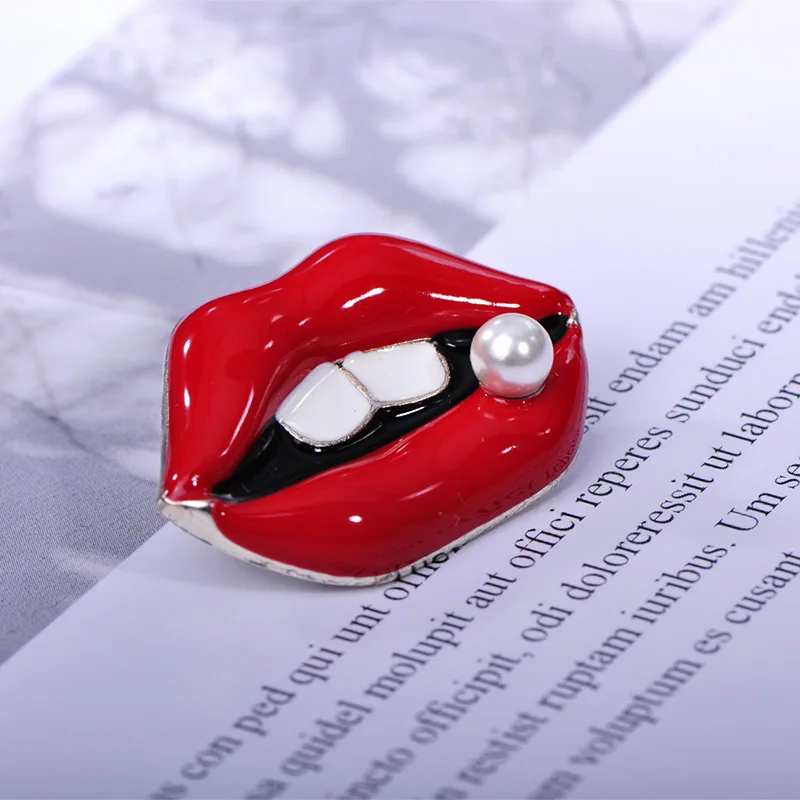 Blucome Fashion Red Lips Shape Brooches Simulated Pearl Enamel Jewelry For Women Girls Suit Coat Badge Collar Pins Accessories | Украшения