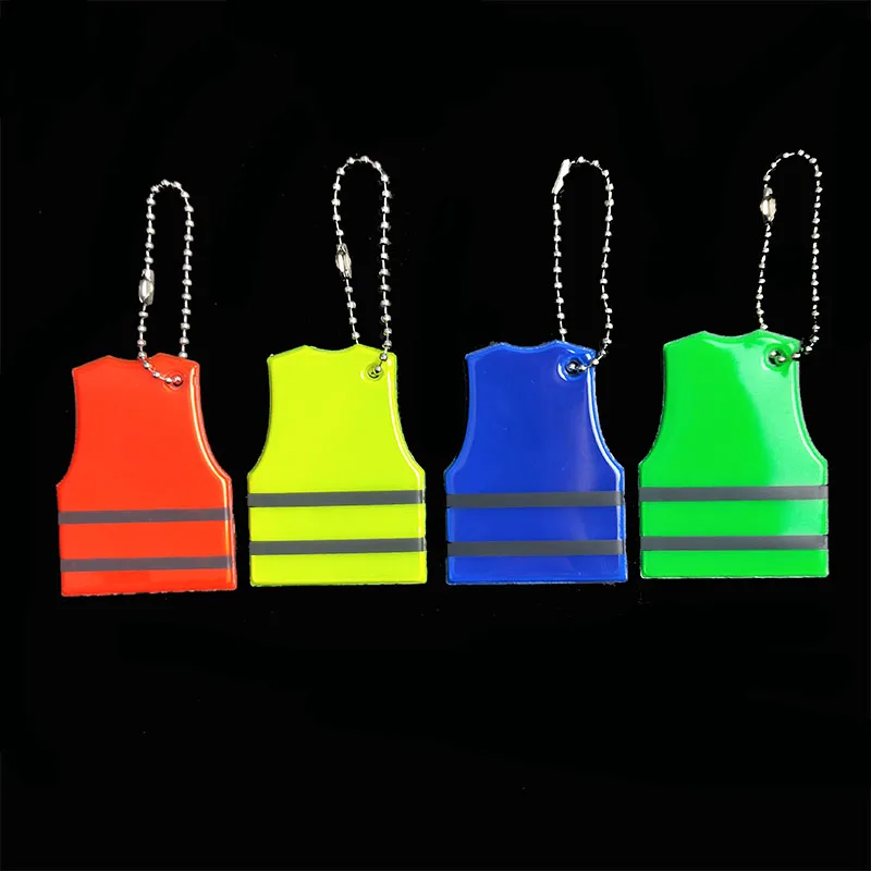 

Wholesale 100pcs Vest model Reflective keychain bag pendant accessories High visibility keyrings for traffic visible safety use