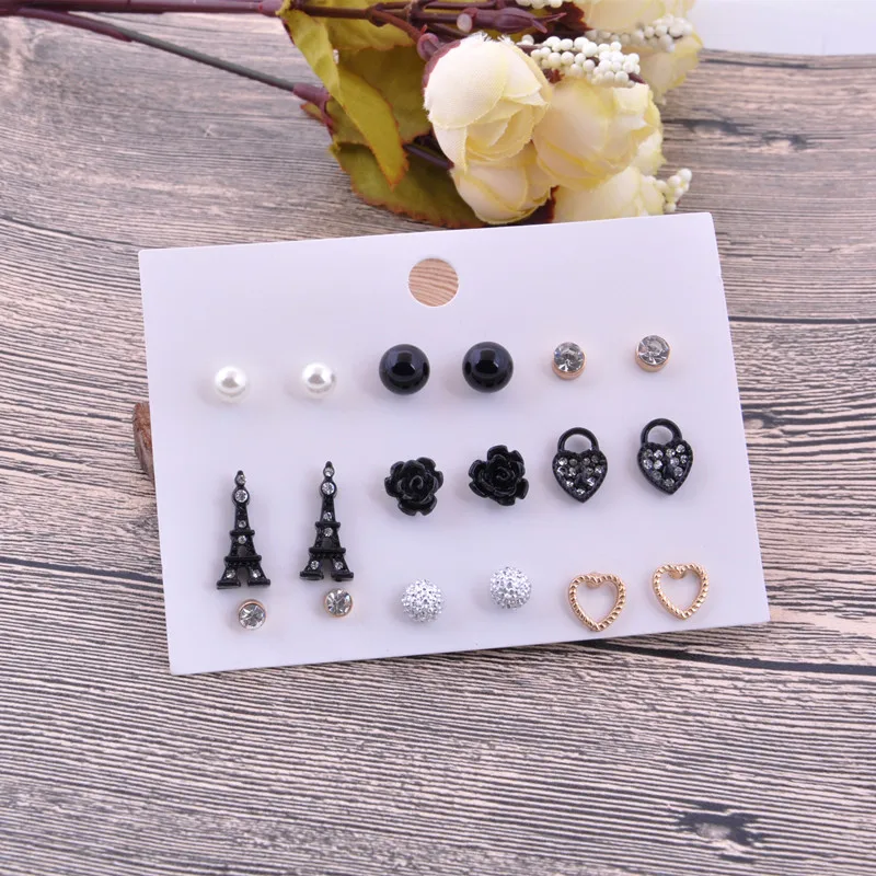 

wing yuk tak Simple Metal Heart Earrings Set For Woman Trendy Vintage Gold Color Punk Earrings Statement Jewelry Gift