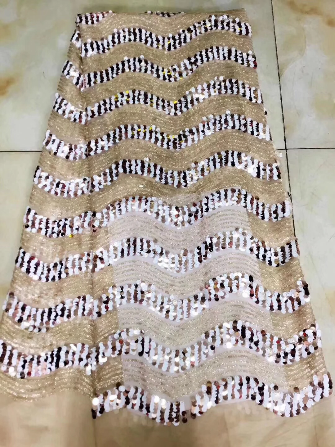 

African Lace Fabric 2018 High Quality African Tulle Lace Fabric With Sequins French Net Lace For Women Dress New KYY904A