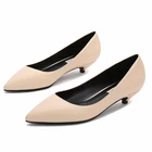 Туфли на низком каблуке с острым носком; Лаконичные модные туфли-лодочки с острым носком на тонком каблуке; Женская Офисная обувь; Большие размеры; E0024