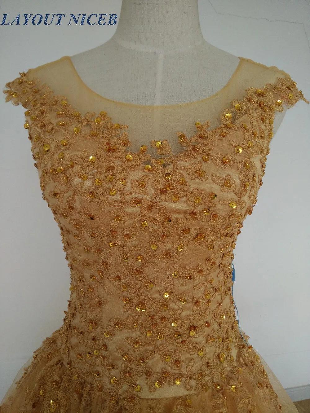 2017 Золотое кружевное вечернее платье с рукавами-крылышками аппликацией бальное