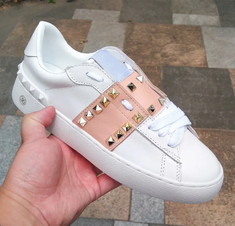 As photo show Off White/женская повседневная обувь с золотыми заклепками; женская шикарная со звездами обувь для тенниса из натуральной кожи; классические женские кроссовки на шнуровке - Цвет: As photo show