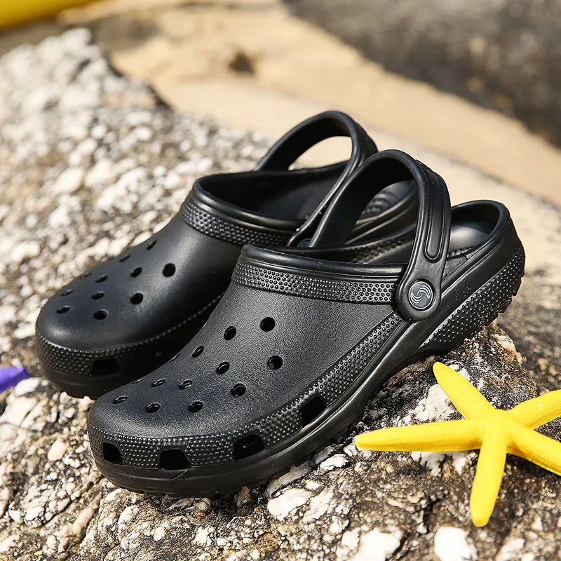 Мужские сандалии с перфорацией дышащие пляжные тапочки клоги плоская подошва
