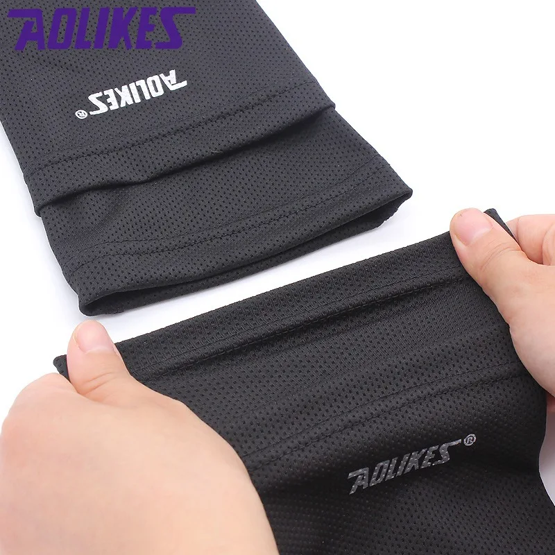

2019 Soccer Protective Socks With Pocket For Football Shin Pads Leg Sleeves Shin Pad Holder Socks Sleeves Adult Support Sock