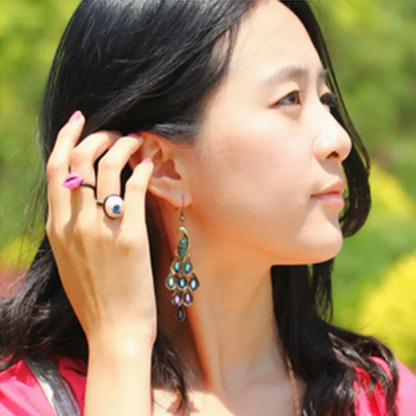 2018 модные ювелирные изделия Винтажные серьги Национальный Ветер павлин дикие