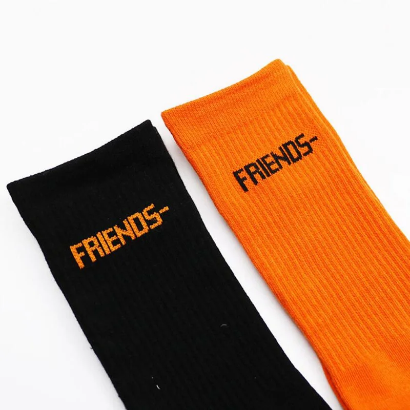 

Dreamlikelin Women Black Orange Socks High Street Hip Hop Skateboard Fashion Friends Letter Crew Socks