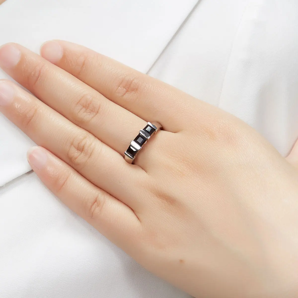 HUTANG 3-камень Природный Черный Гранат Твердые 925 Серебряное Кольцо Gemstone Fine Jewelry