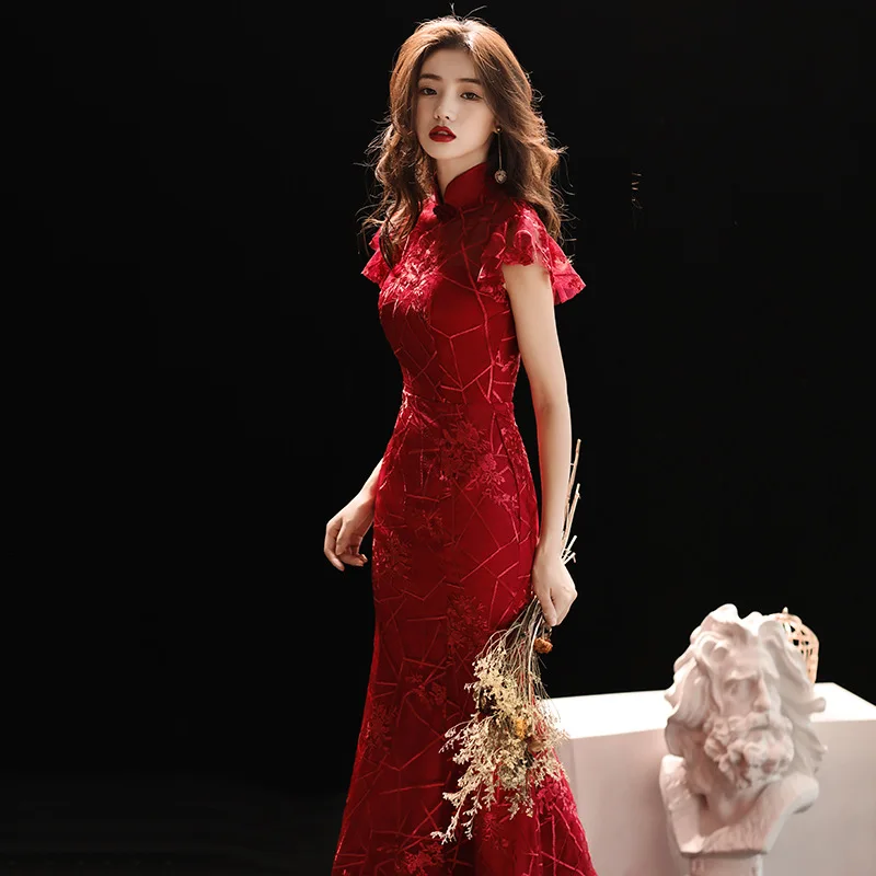 

Свадебное длинное платье-Ципао бордового цвета, современное традиционное китайское платье, сексуальное платье-Ципао для выпускного вечера...