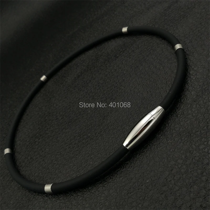 

Europe and the United States anti - fatigue magnetic silicone rubber necklace germanium titanium anion energy necklace