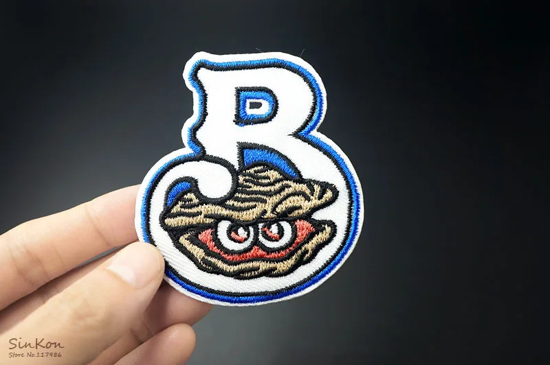 Размер B: 6,4x7,1 см, утюжок на Заплатке, вышитая аппликация, швейные наклейки для одежды, аксессуары для одежды, значки
