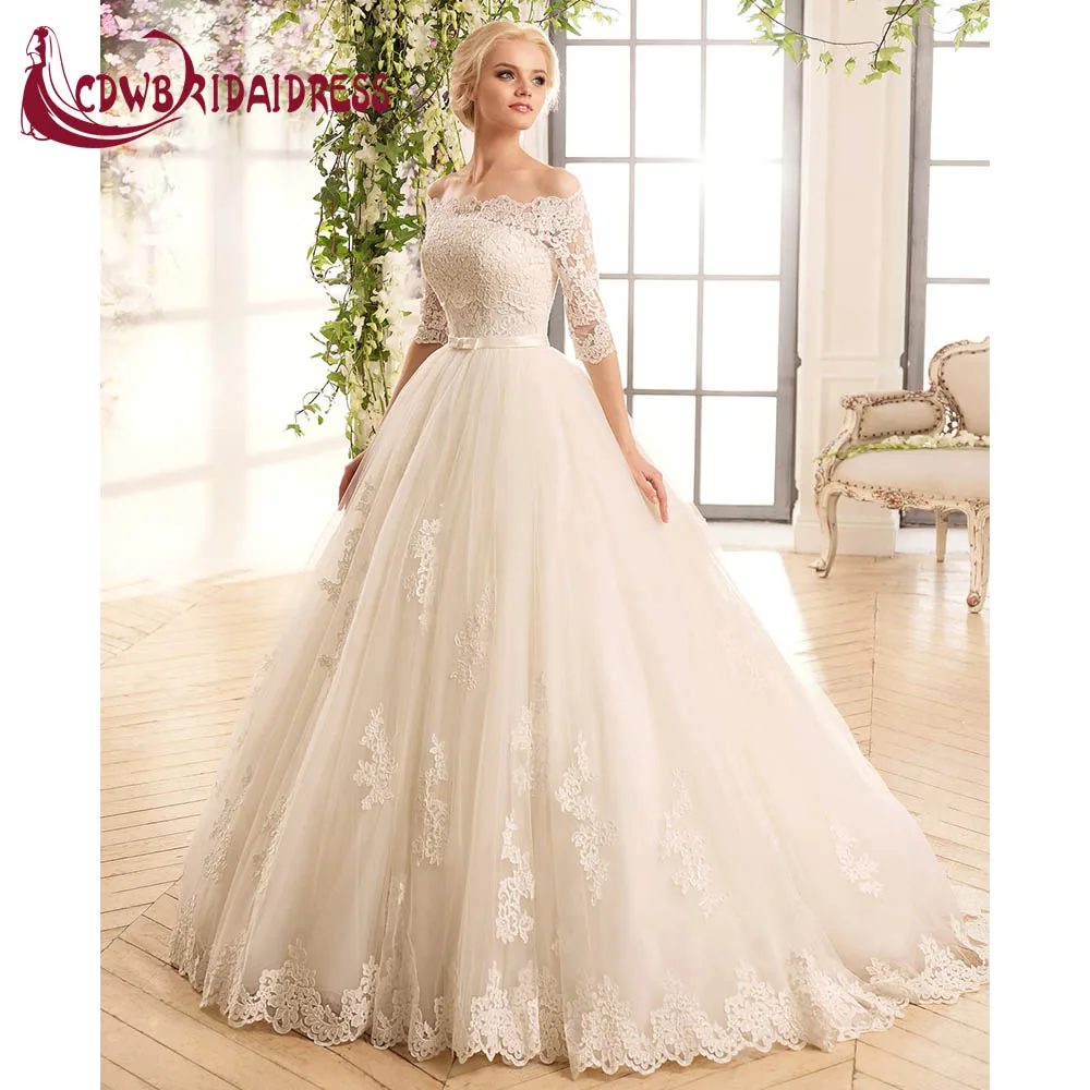 Элегантный Кот Кружева Аппликации Свадебные Платья С Курткой Три Четверти