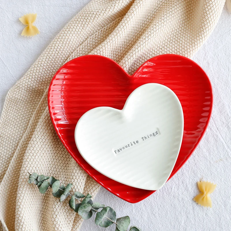 Керамическое блюдо Персиковое сердце тарелка красные Тарелки и блюда для суши