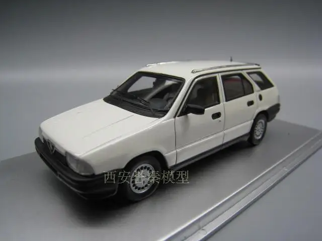 1:43 Alfa Romeo Giardinetta сплав модель автомобиля литье под давлением металлические игрушки подарок на день рождения для детей мальчик другой