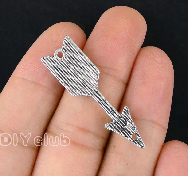 15 шт.-античные серебряные/бронзовые шармы с соединителем стрелок 39х11 мм |