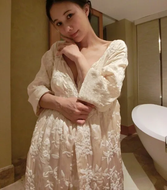 Халат женский длинный ночная рубашка халат с вышивкой для женщин домашняя одежда