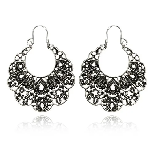 shui di Silver 1Pair Vintage Hollow Water Drop Big Hoop Earrings Tribal Bronze Spider Web C Shape Carved Pattern Earrings Women Jewelry E309 - Окраска металла: shui di Silver