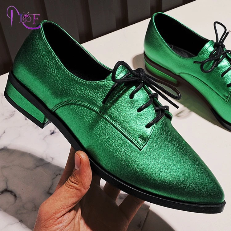 2017 Весной Новый Дерби Обувь Женская Острым Носом Босоножки Зеленый серебряный