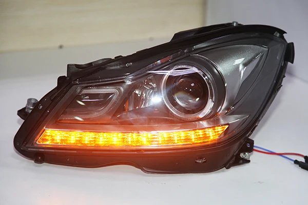 Для Mercedes Benz W204 светодиодный светодиодные фары 6000K комплект HID на ближний свет 2013