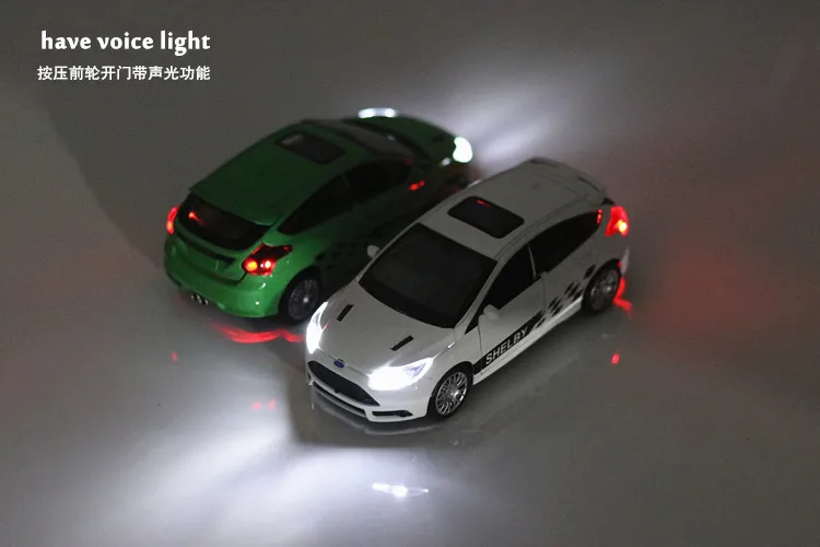 Новинка 1:32 Ford Focus литая под давлением модель автомобиля игрушечный электронный металлический автомобиль со звуком, светильник для детей, игрушки в подарок