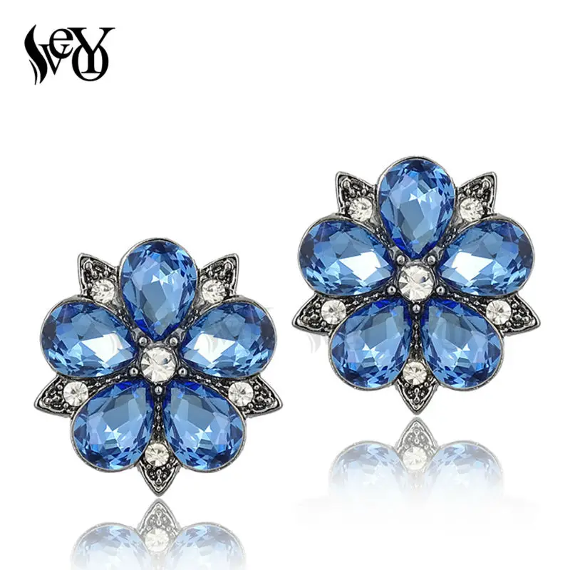 

VEYO Annular Crystal Rhinestone Stud Earrings New Design Flower Shape Piercing Earrings Trendy Women Jewelry Gift