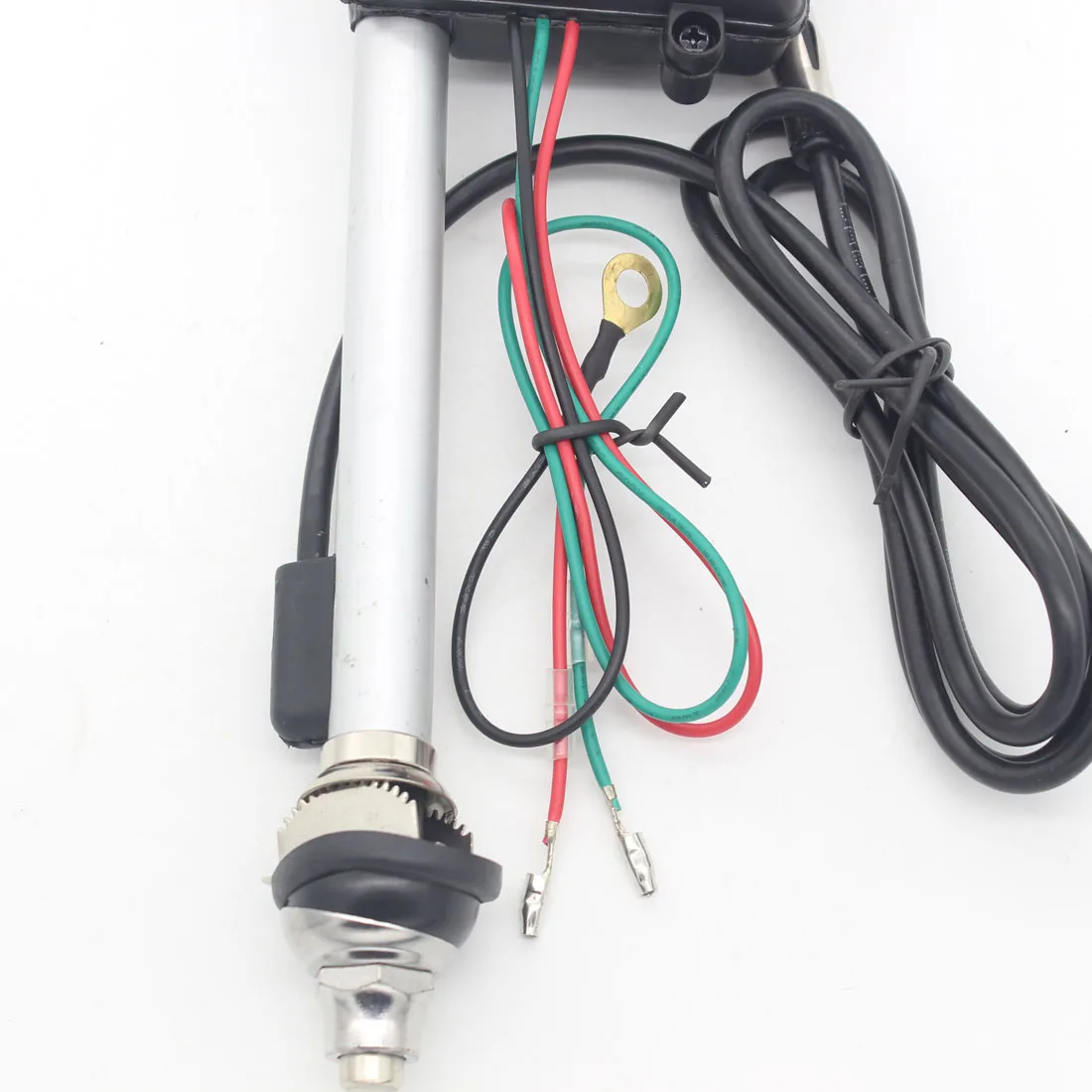 1х Универсальная автомобильная антенна электрическая радио автоматический