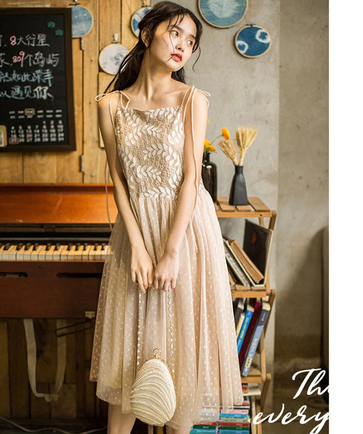 

Women Summer Vintage Bohemian Lace Mesh Midi Dress Ladies Retro Korean Fresh Sweet Casual Loose Beach Formal Long Dress femme