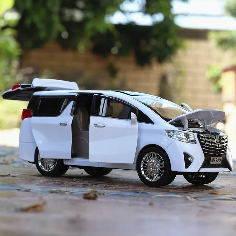 Toyota Elfa SUV модель автомобиля из сплава 1:24 металлический звук и свет оттяните назад