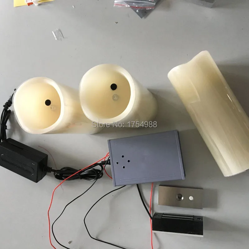 Свечи для выхода из комнаты выключаемые дуновением реквизит выдувает три свечи