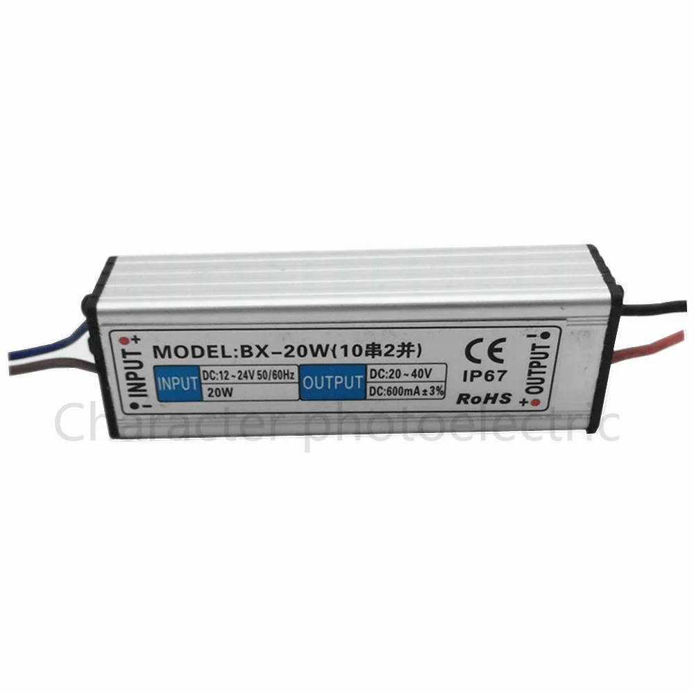 Постоянный ток 12 24V 20w Водонепроницаемый светодиодный драйвер IP67 Выход DC 20 40V 600 mA