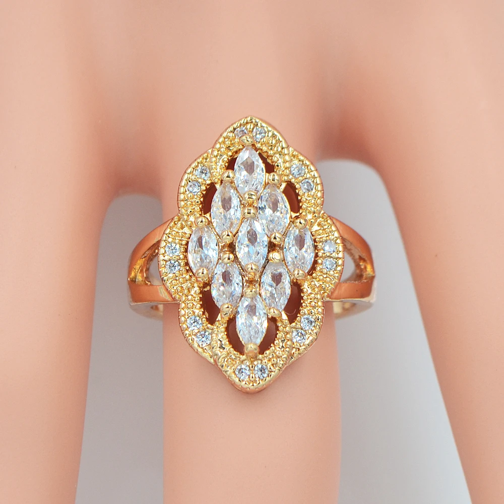 Романтичные золотого цвета Женское кольцо с фианитом|Обручальные кольца| |