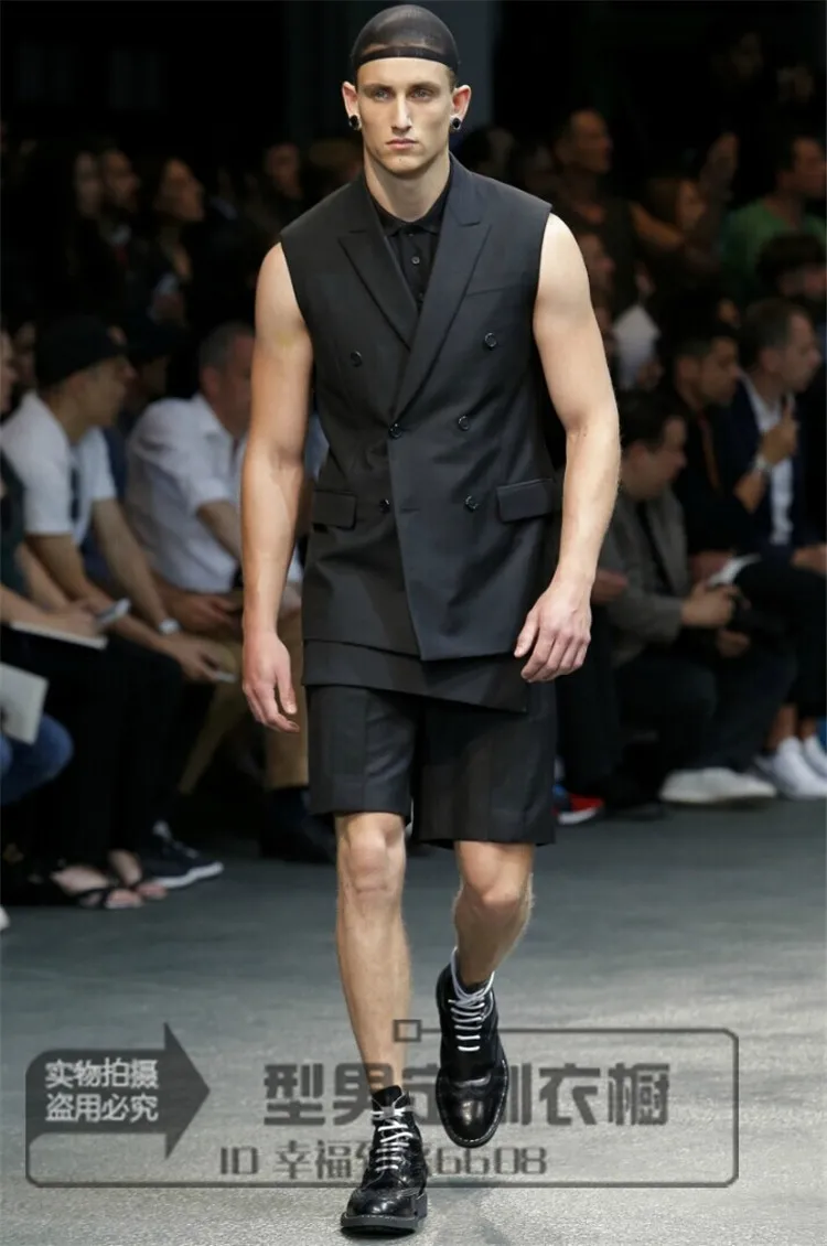 

Korean version of the new medium and long suit jacket clip British men sleeveless casual trim short style waistcoat. S-6XL!!