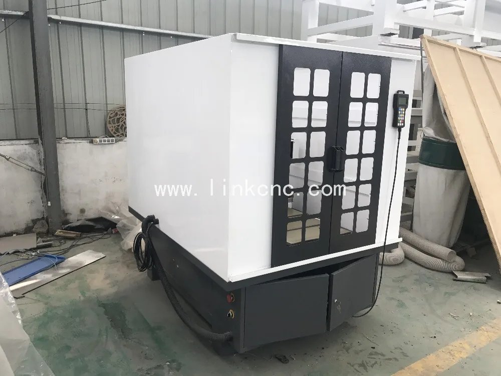 Высокая точность 600*600 мм алюминиевая сталь железо форма cnc маршрутизатор |