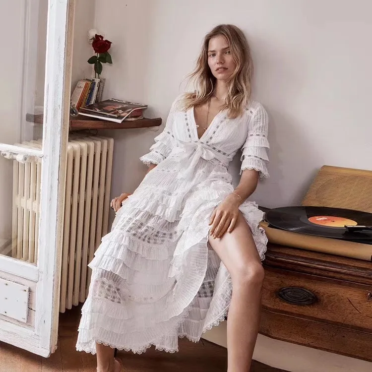 Весенне-летнее модное цельное белое платье с вышивкой и v-образным вырезом в