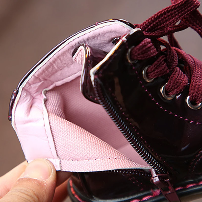 Ботинки мартинсы из лакированной кожи детская обувь ботинки для маленьких