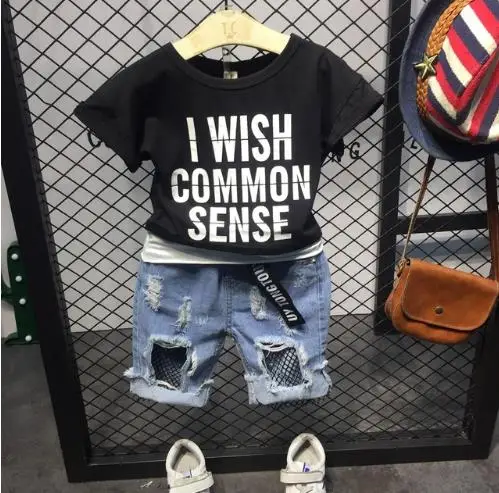 

Summe for Kids Clothes 2-6Years Childrenboys Clothes Summer Style Boys Clothing Sets Letter T-shirt+boys Clothes 2Pcs