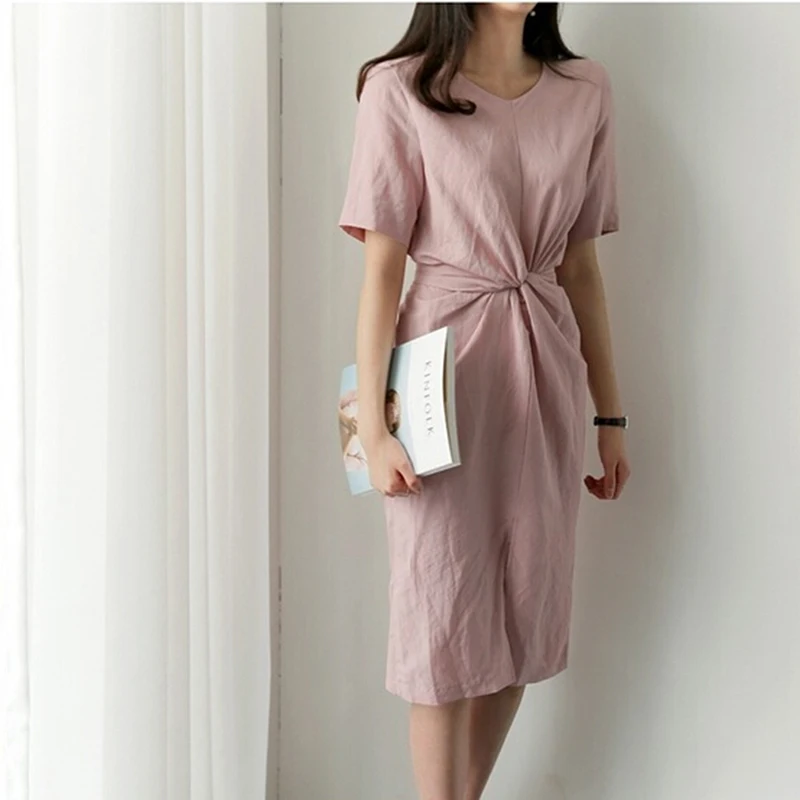 Платье женское повседневное с коротким рукавом и о вырезом до середины