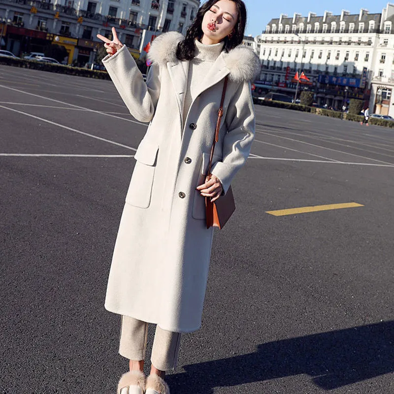 Женское длинное шерстяное пальто с большим меховым воротником размера плюс