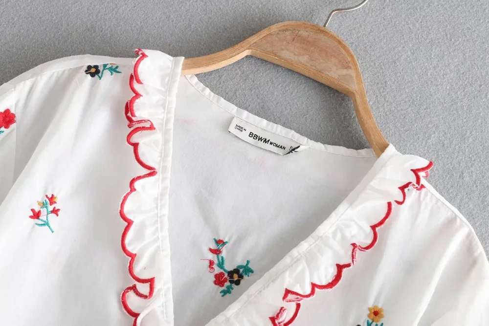 Новинка Женская милая Цветочная вышивка с v образным вырезом Повседневная блуза