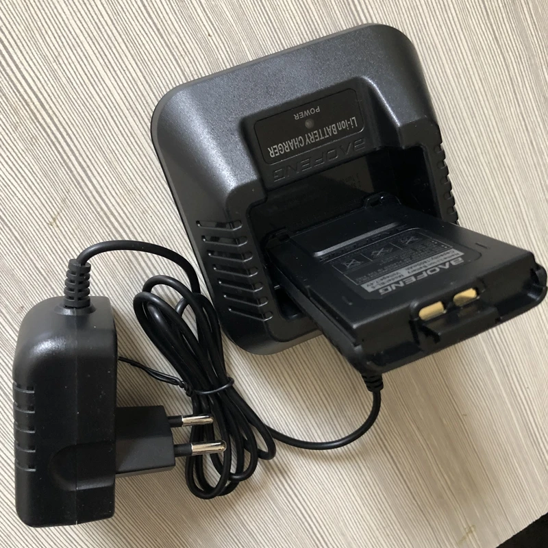 Baofeng UV5R 3-полосный иди и болтай walkie talkie “иди и 136-174 МГц 200-259,9 МГц 400-520 МГц новая портативная радиоустановка baofeng UV-5RIII